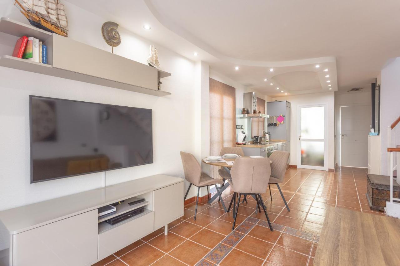 Aqua Vista 2 Bed Penthouse With Great Views Apartment Каляо Салвахе Екстериор снимка